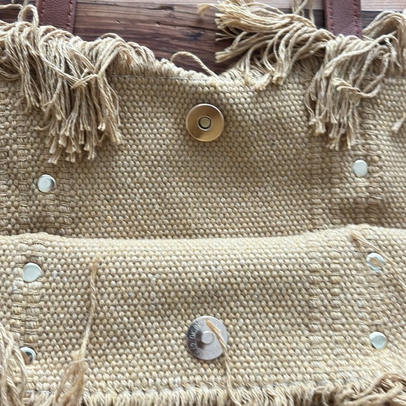 NWT Summer Vibes Tan Tote Bag - Picture 5 of 8